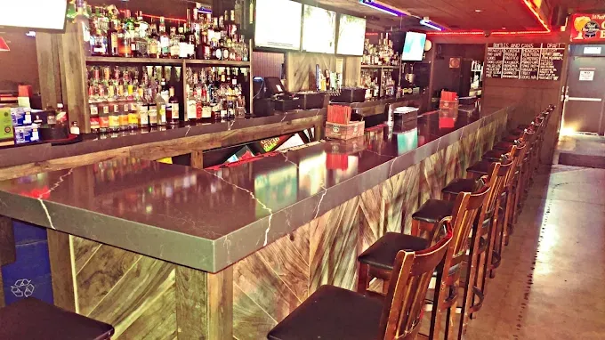 the pump room bar